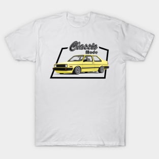 Car sedan in classic mode yellow T-Shirt